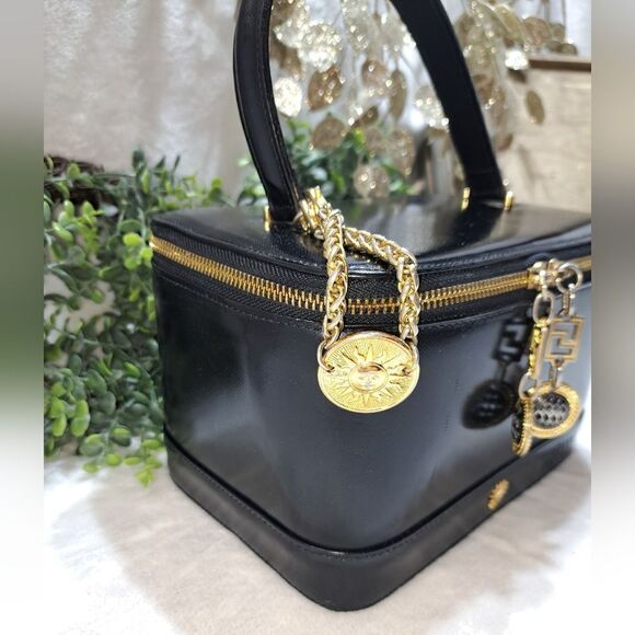 Gianni Versace Medusa Vanity Train Case with Charm Authentic GORGEOUS - Picture 5 of 17